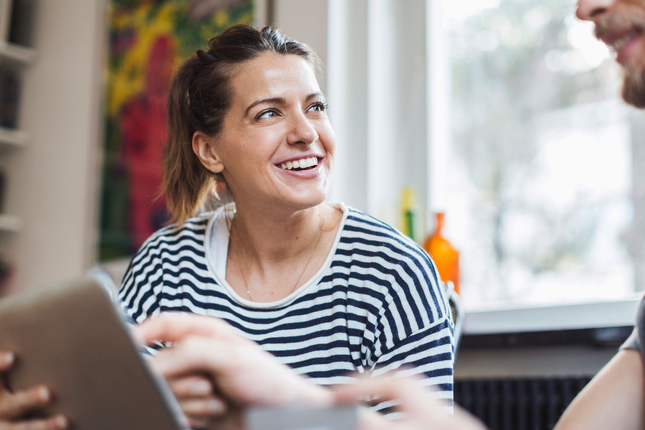 Kvinne som lurer på forskjellen på serielån og annuitetslån
